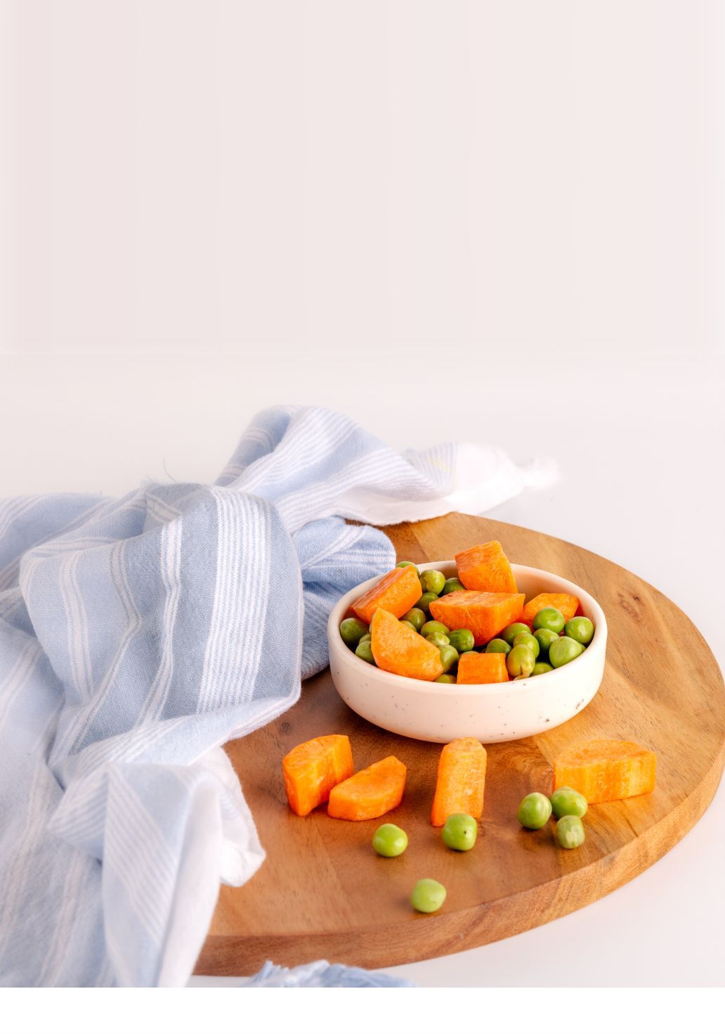 Cut Carrot Orange + Green Peasimg 1