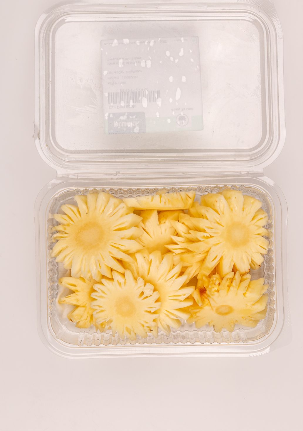 Cut Pineappleimg 1