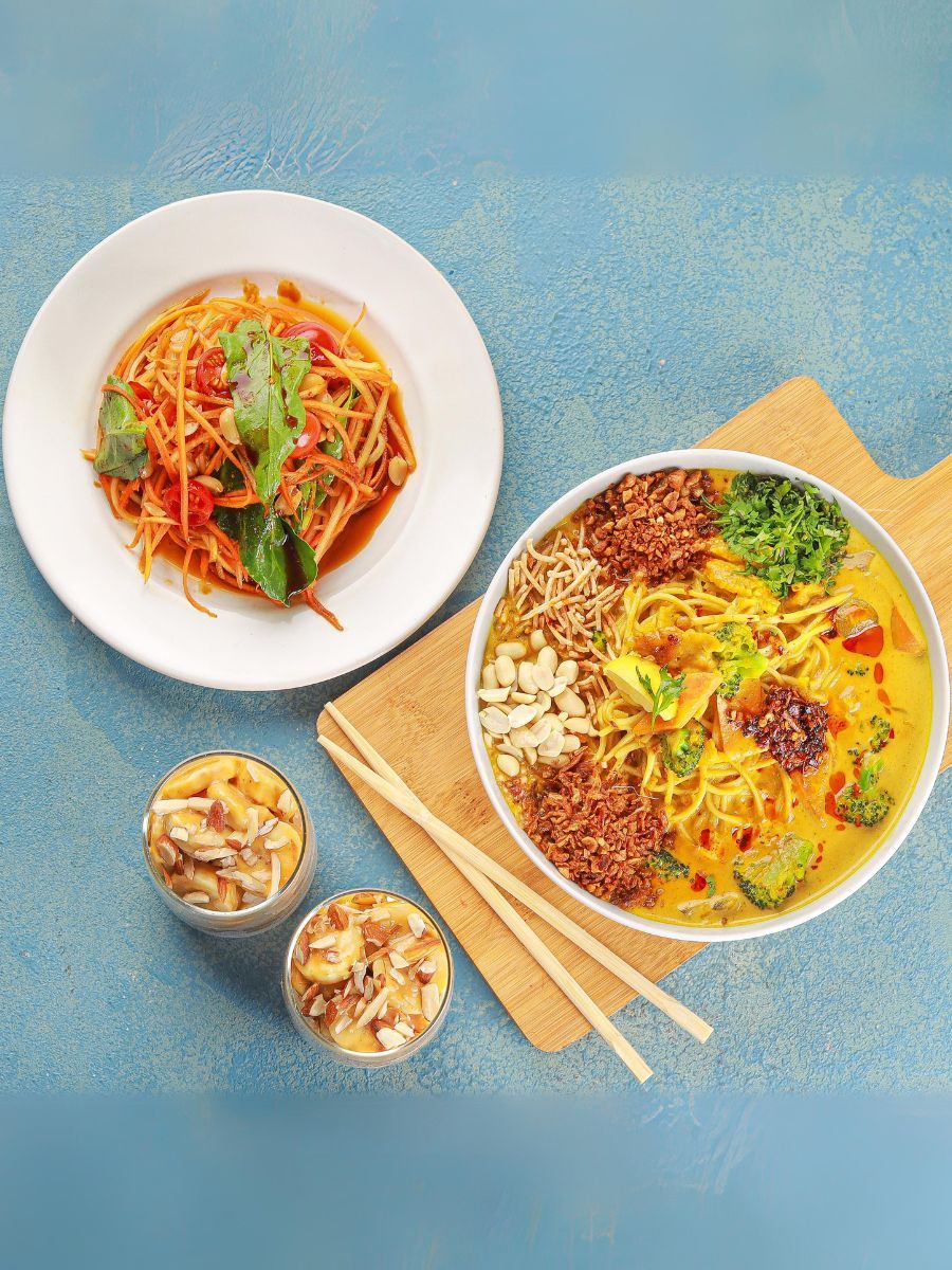 Love in a Bowl: Khow Suey &amp; moreimg 2